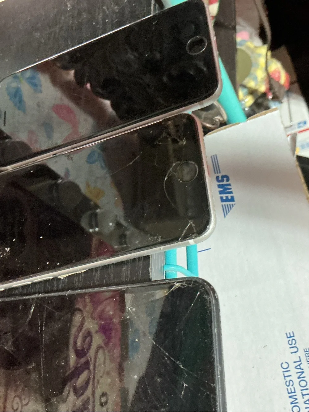 4 broken iPhones 4 broken iPhones see pictures pictures